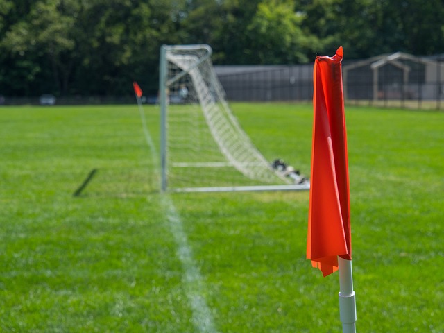 大连球迷给李昂留言寻求“信号”和“定心丸”，李昂点赞了